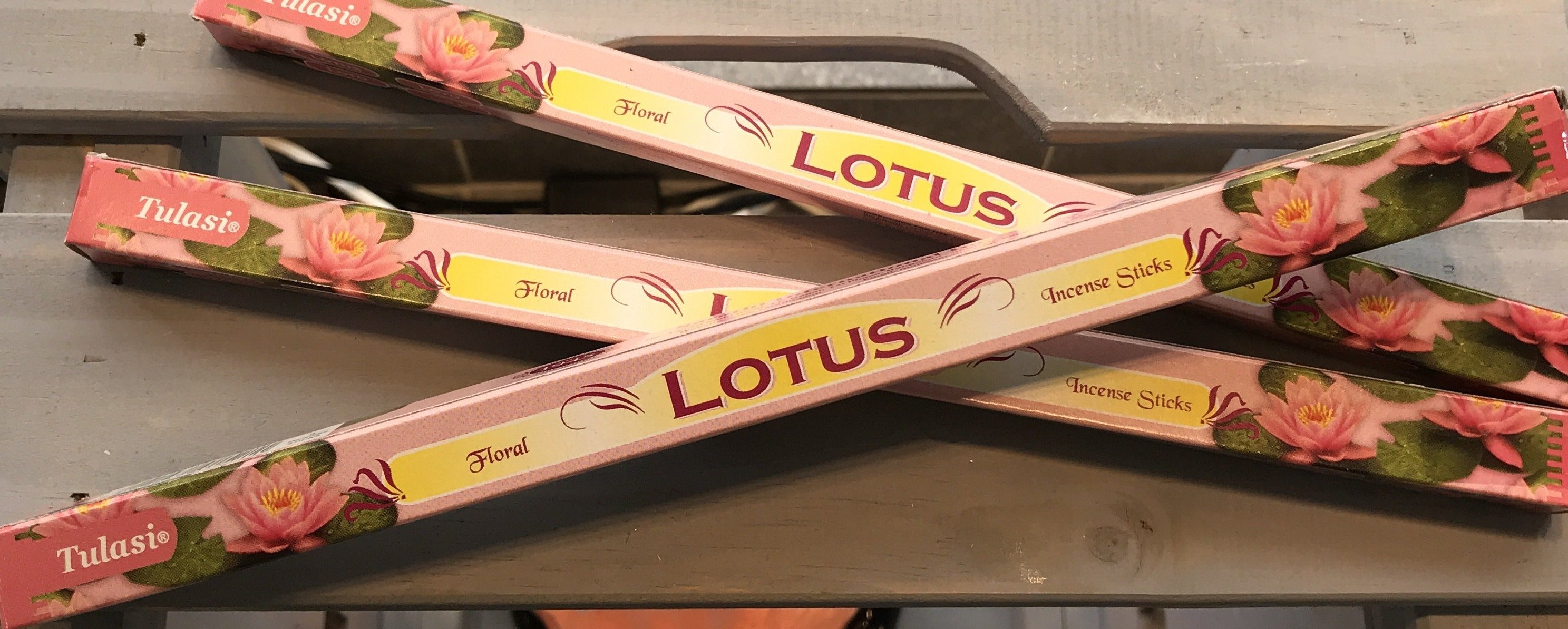 Tulasi Lotus (8 / 20 sticks)