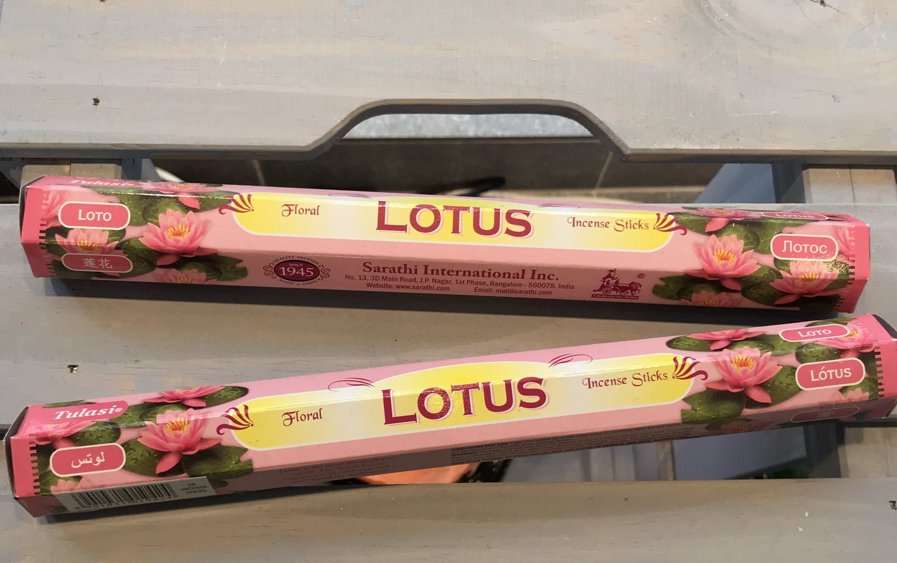 Tulasi Lotus (8 / 20 sticks)