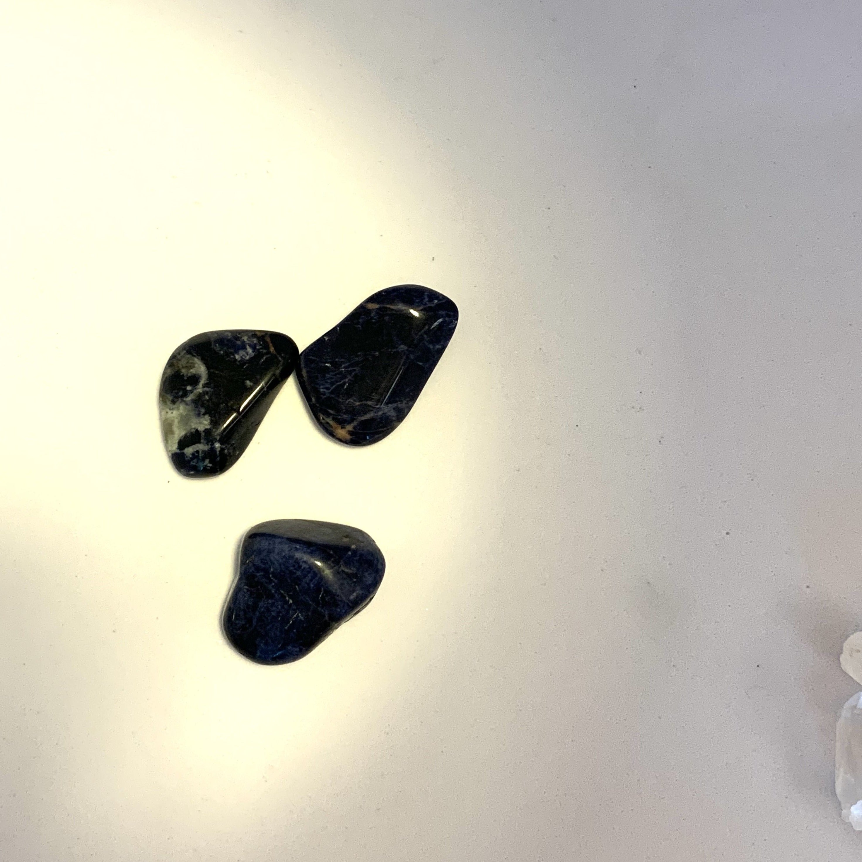 Gemstone - Sodalite (chakra 6)
